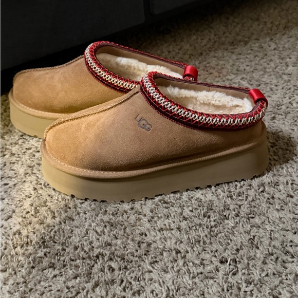 UGG Shoes - UGG Chestnut Slippers with Red Accents